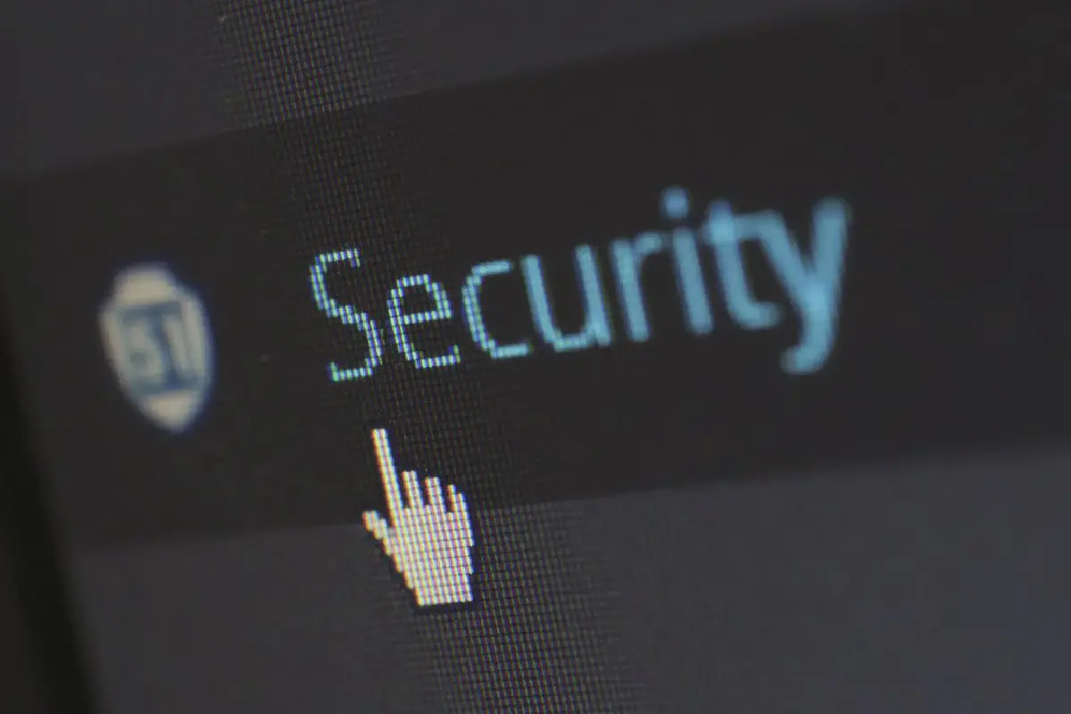 Tips Melindungi Data Pribadi Anda dari Serangan Siber